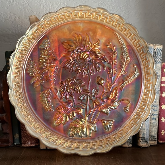 Vintage Imperial Marigold Carnival Glass Bowl – Open Rose Pattern (1930s–40s) - Picture 1 of 17